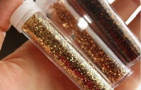 novogodniy-venok-iz-shishek610